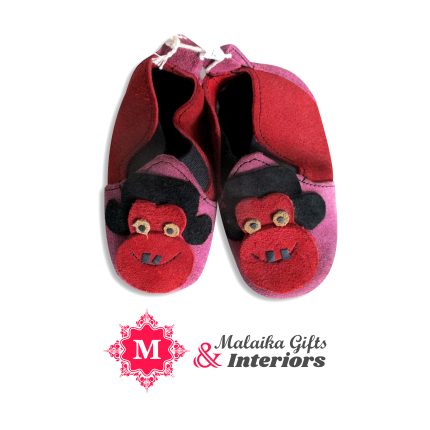 Safari Steps: Handcrafted Leather Baby Shoes with African Animal Motifs